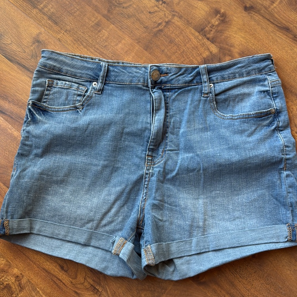High Rise Jean Shorts - Picture 2 of 4
